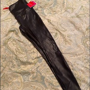 NWT- Spanx Faux Leather leggings size L gunmetal